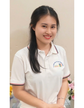 Cô Phạm Hoàng Thuỵ